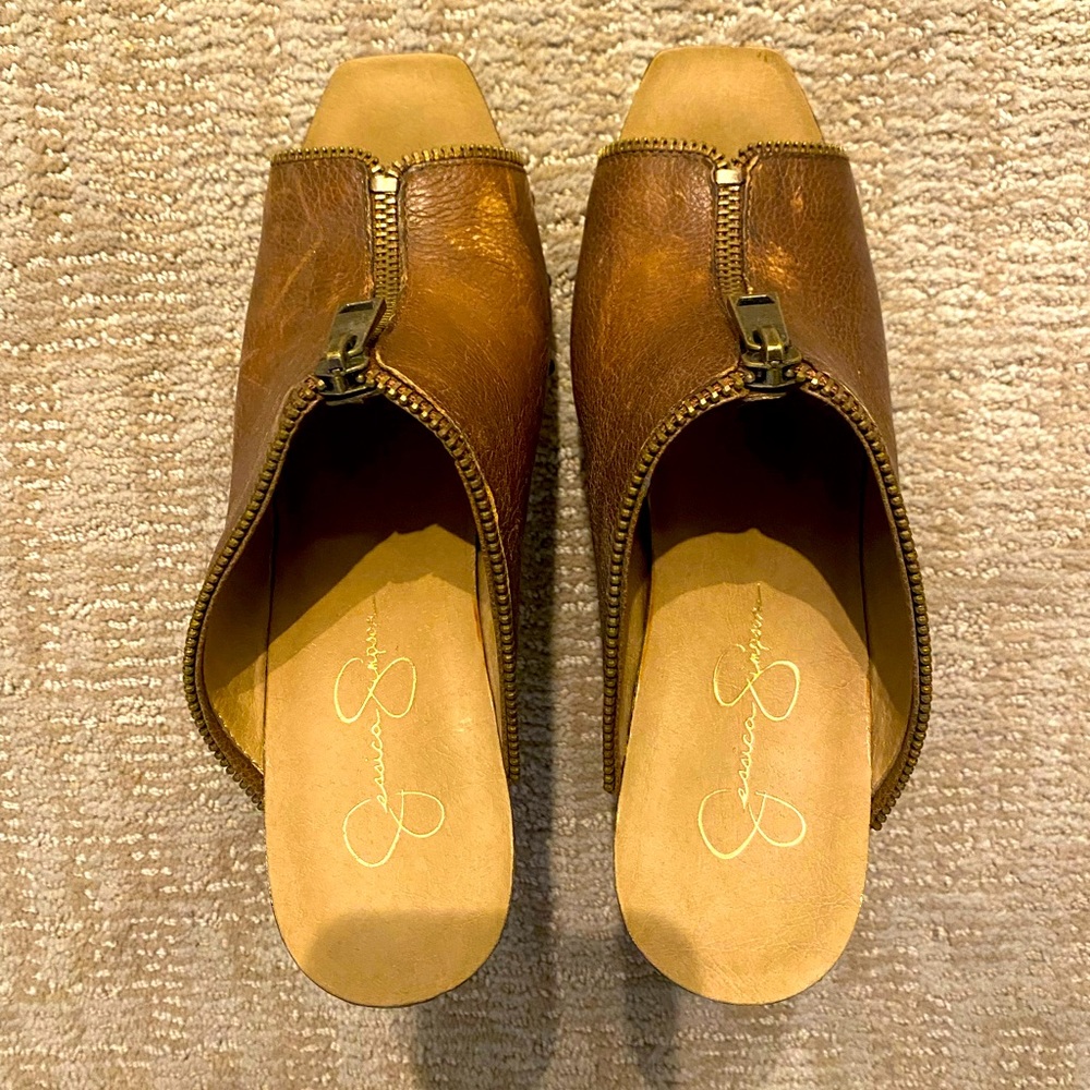 Never worn Jessica Simpson distressed heels.